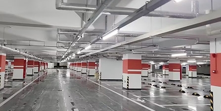 地下車庫車位劃線施工方案？ 江蘇中穎專業(yè)車位劃線 