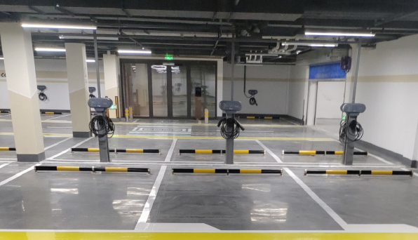 停車位標(biāo)線面積計(jì)算，為停車秩序提供科學(xué)依據(jù)