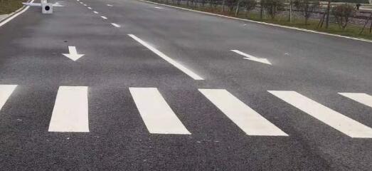 合肥廠區(qū)路面劃線成本揭秘，合肥市場(chǎng)的價(jià)格范圍與選擇建議