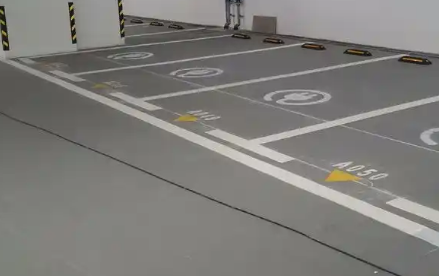 蘇州廠區(qū)停車場劃線，專業(yè)團隊施工